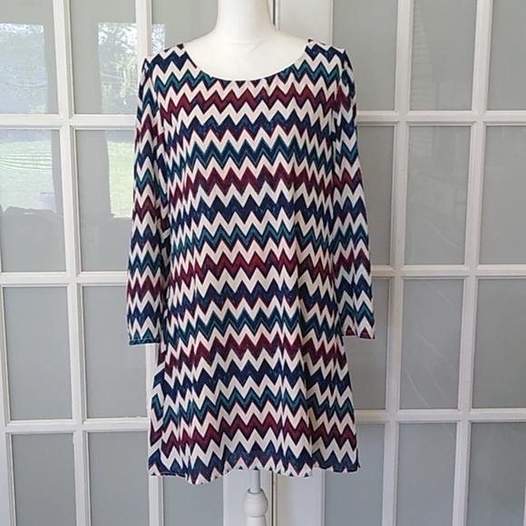 Speechless Chevron Cutout Shift Dress - Juniors XL - Picture 5 of 16